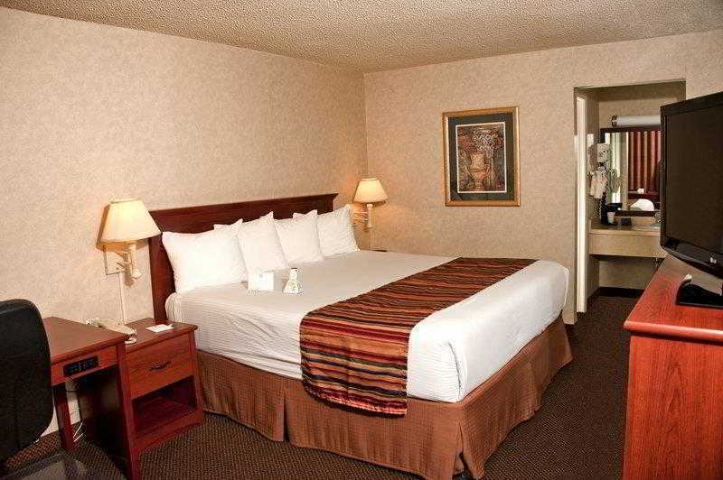 Best Western Sherwood Inn Clarksville Pokój zdjęcie