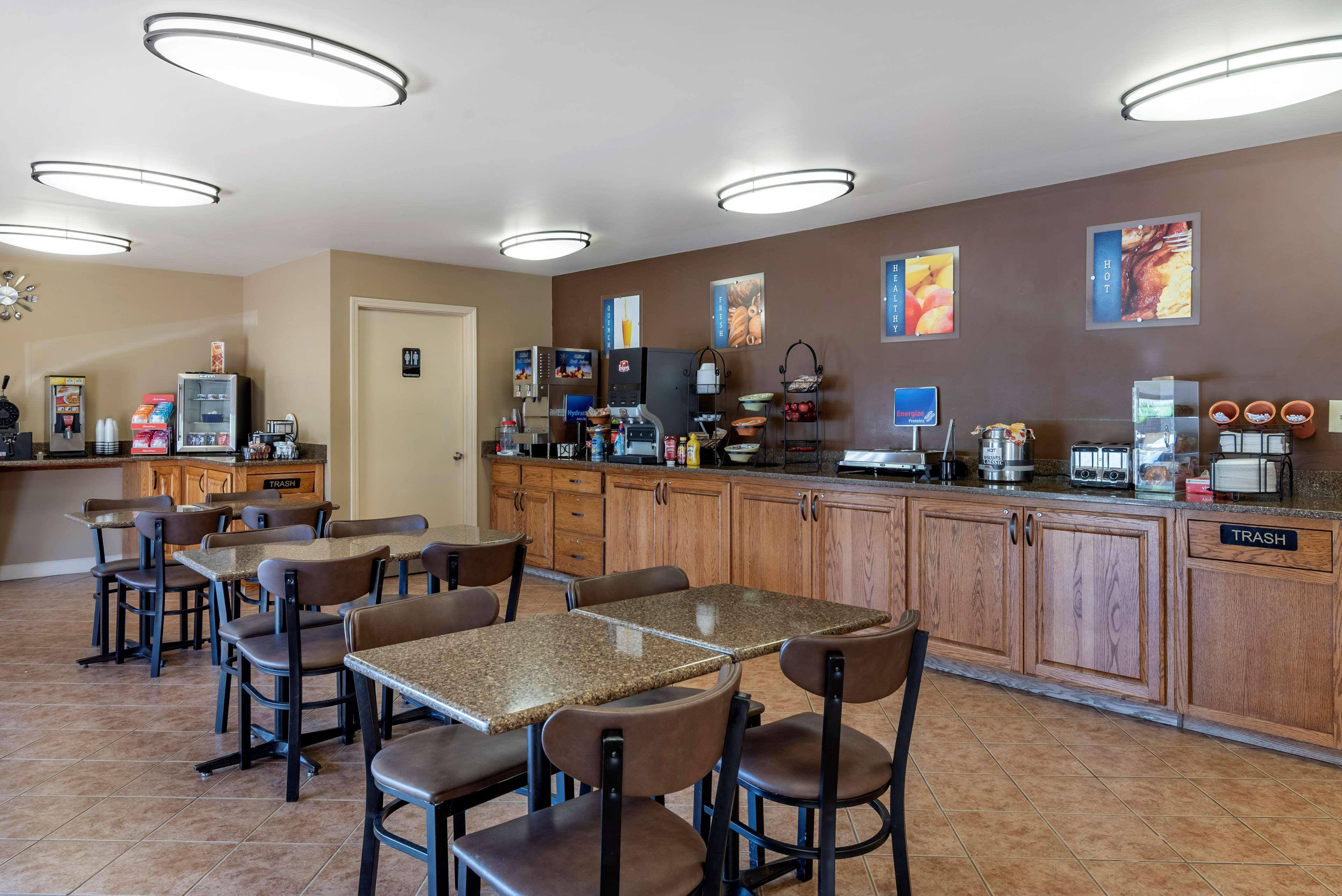Best Western Sherwood Inn Clarksville Zewnętrze zdjęcie