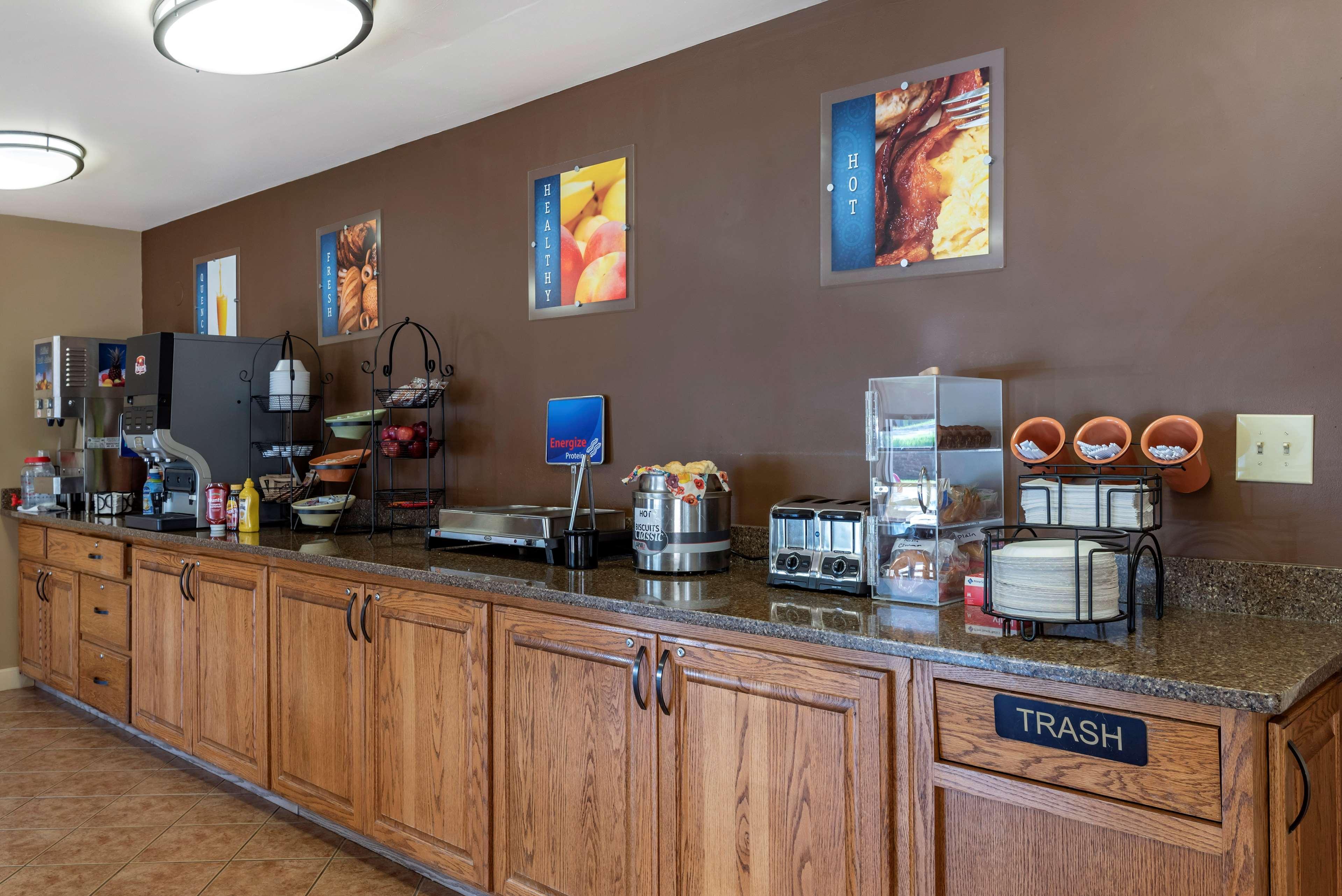 Best Western Sherwood Inn Clarksville Zewnętrze zdjęcie