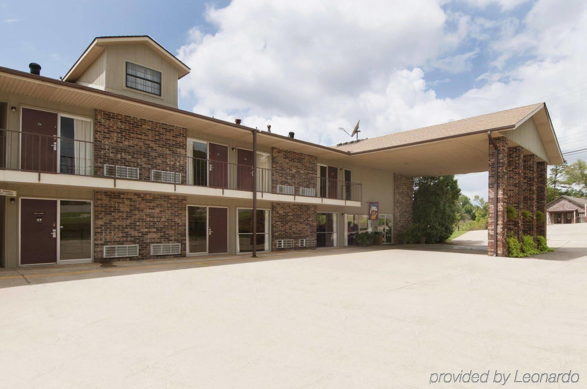 Best Western Sherwood Inn Clarksville Zewnętrze zdjęcie